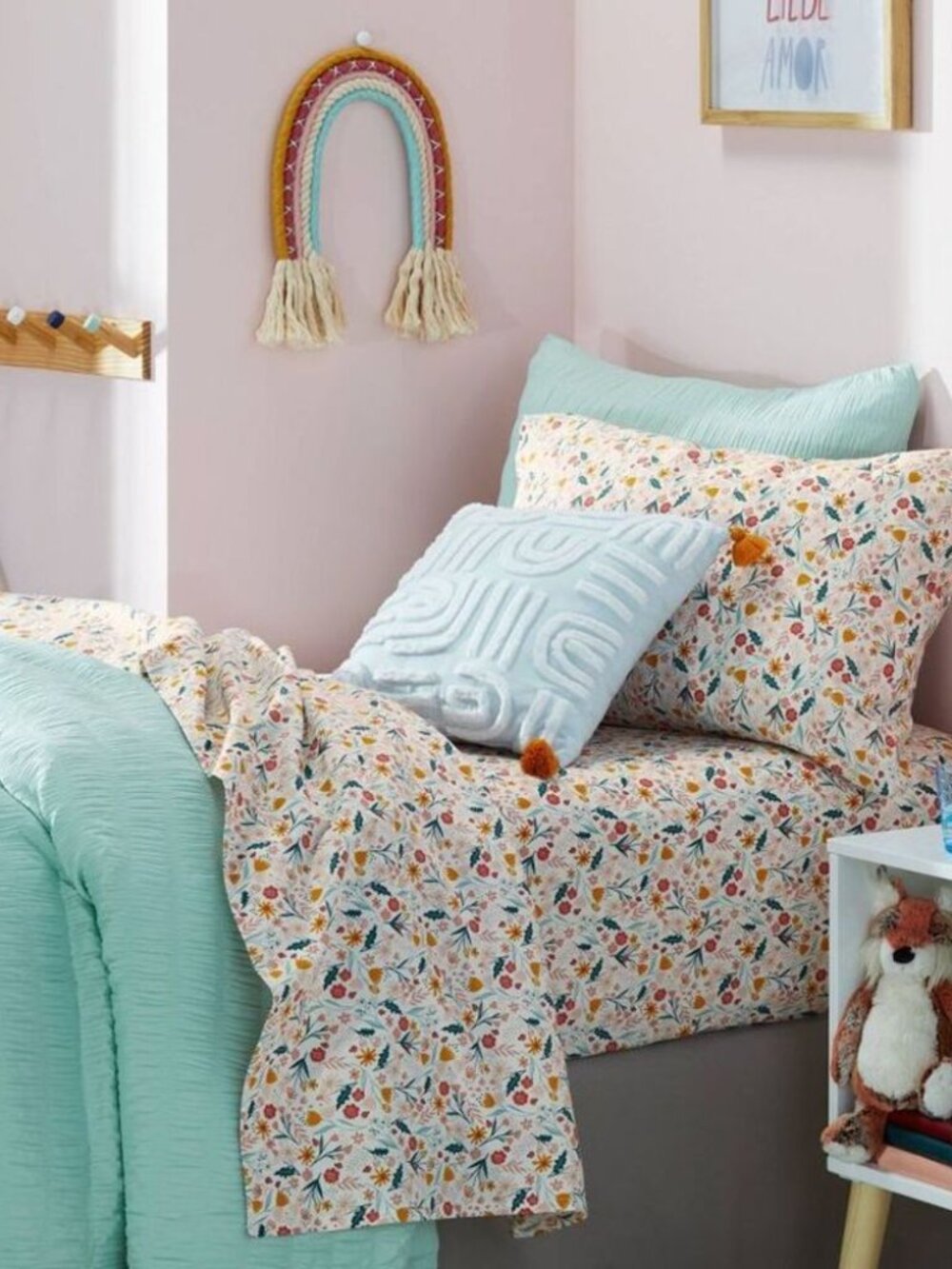 Pillowfort In the Garden Flat Top Sheet Full 72 x 96